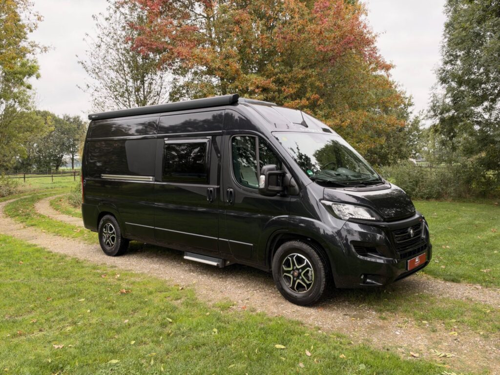 Sunlight Cliff 600 Buscamper | Automaat | 160 PK | Fietsendrager